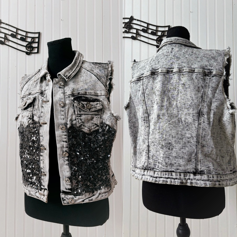 BKE acid wash vest